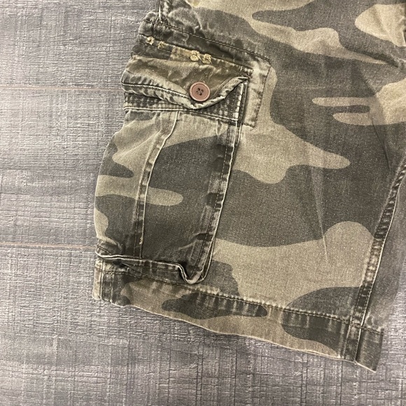 Faded Camo Bluenotes Cargo Shorts - Picture 4 of 6